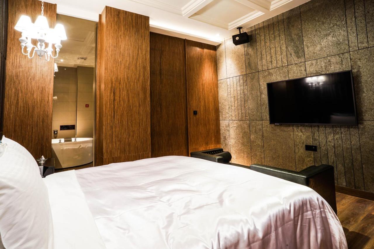 Shu Xin Motel Nantou Екстериор снимка